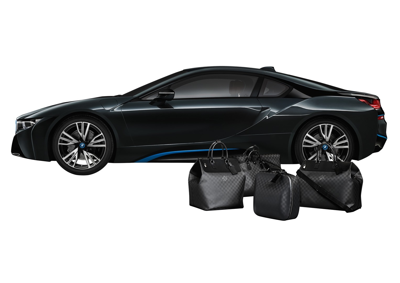 BMW i8 Gets Matching Bags from Louis Vuitton - autoevolution