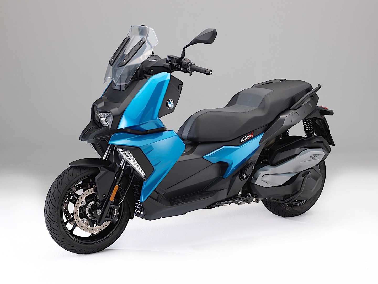BMW Motorrad Launches Its First Sub 600CC Scooter At EICMA 