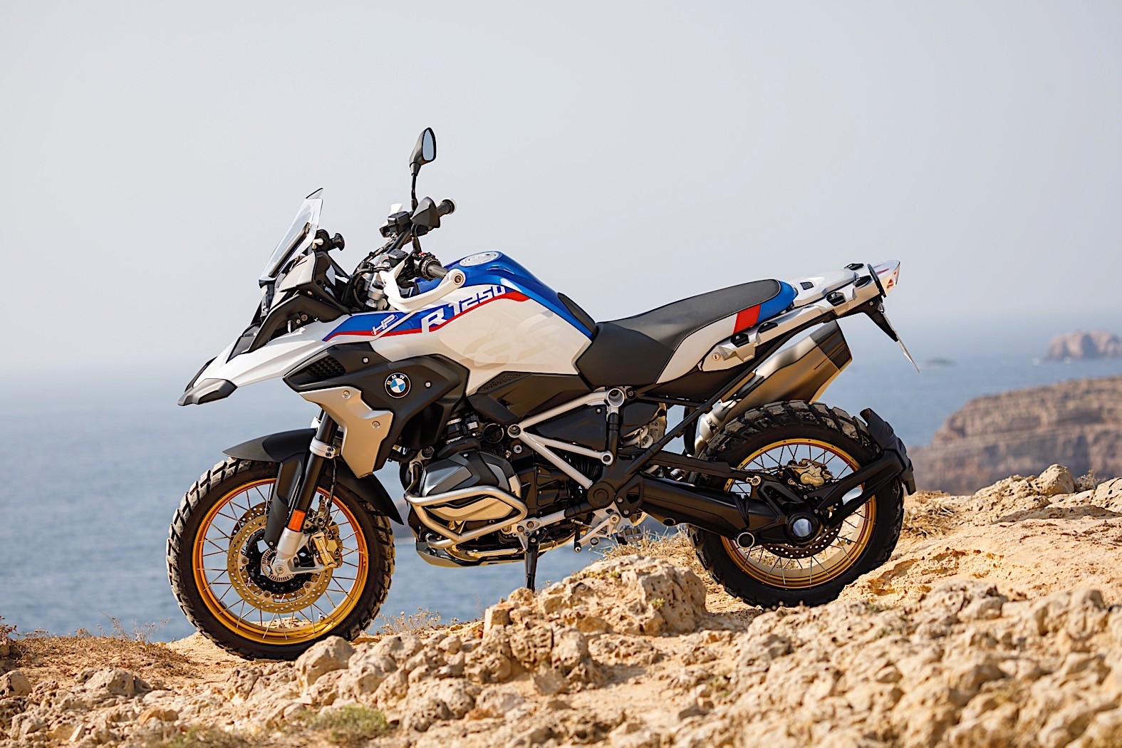 BMW R 1250 GS Gets Bigger Engine With Variable Valve Timing - autoevolution