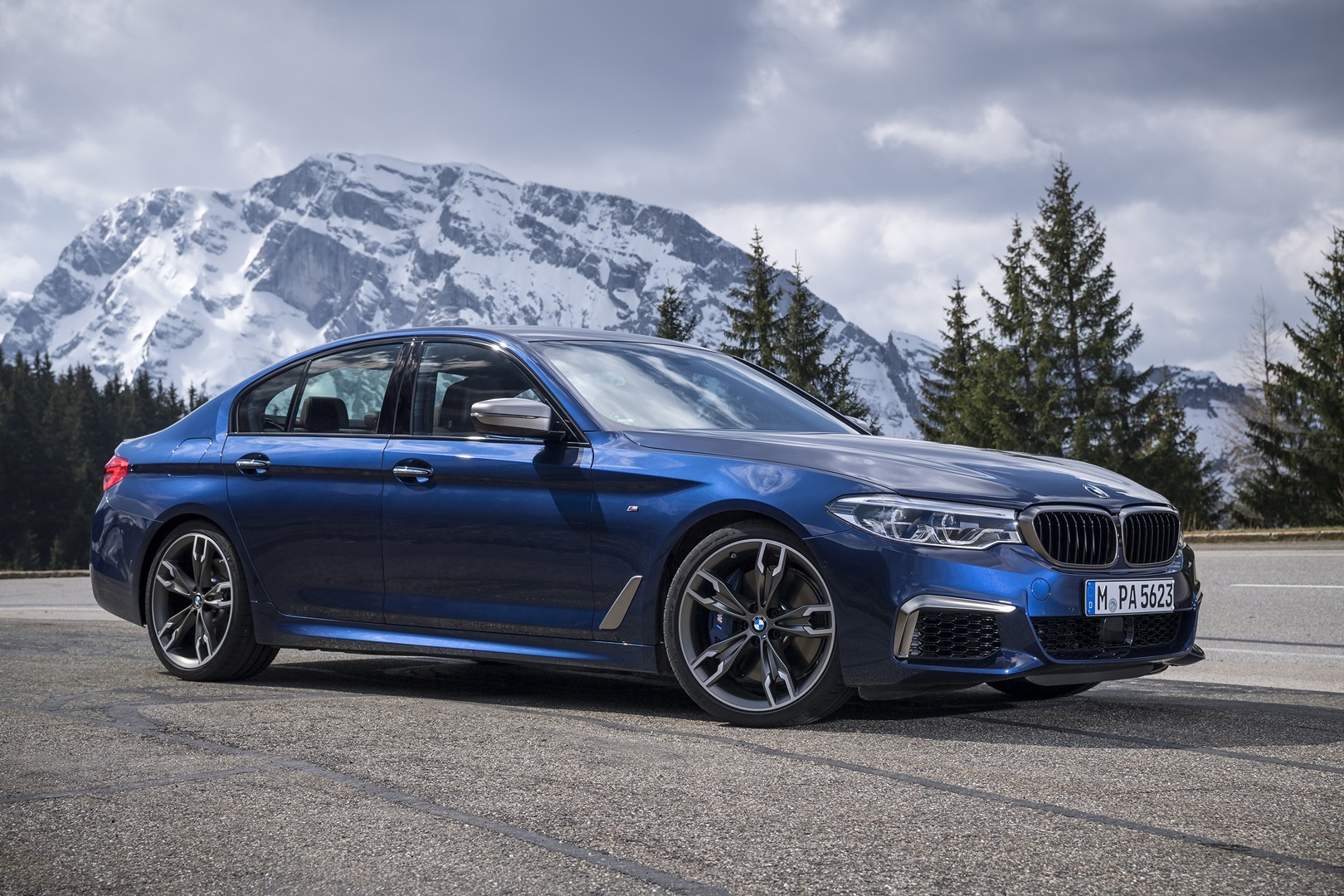 https://s1.cdn.autoevolution.com/images/news/gallery/bmw-squeezes-out-more-power-from-x3-m40i-x4-m40i-m550i-xdrive-in-the-us_8.jpg