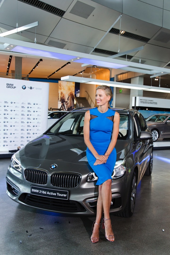 BMW Welt Celebrates 15 Million Visitors - autoevolution