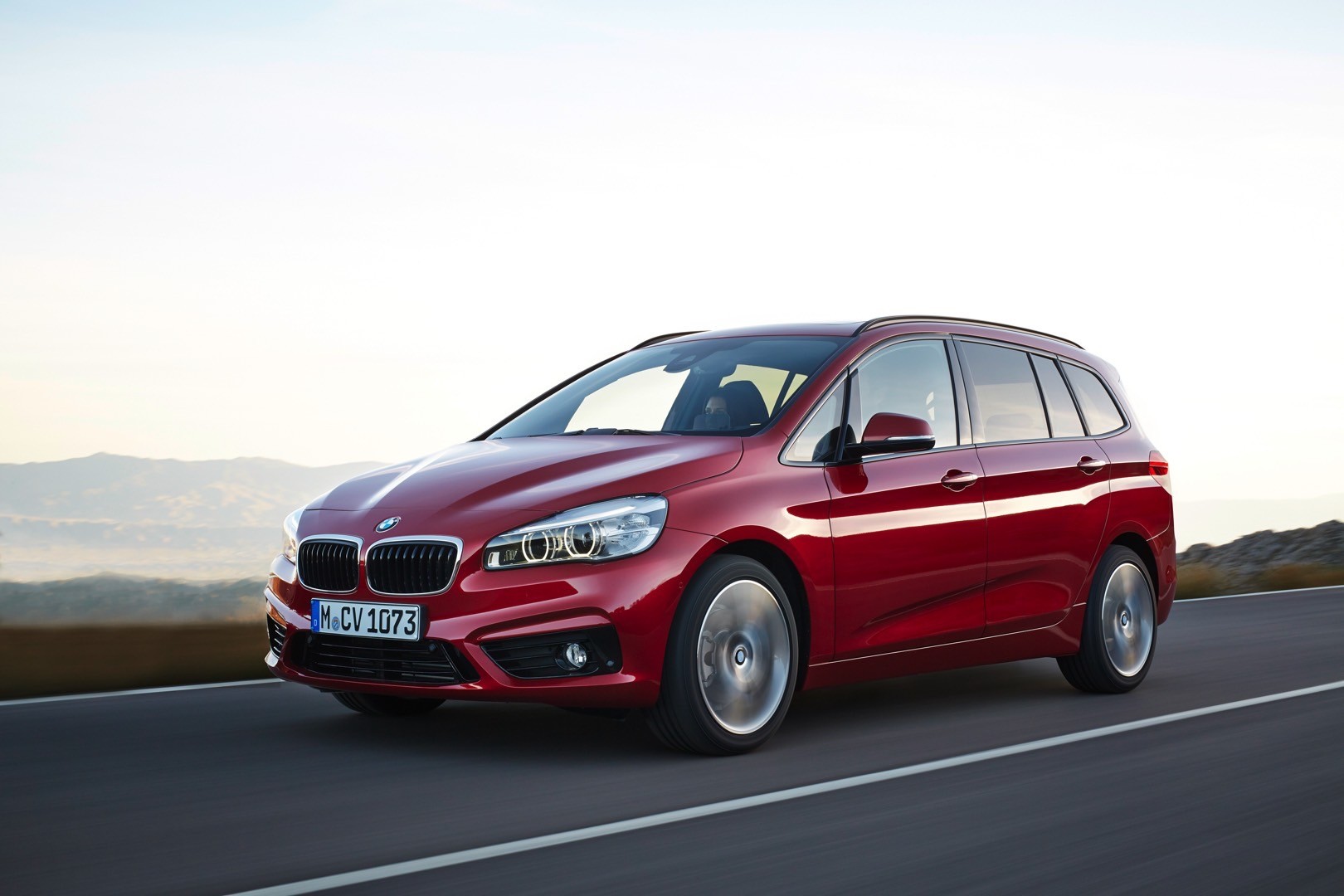 BMW Will Bring 2 World Debuts at the Geneva Motor Show 2015 - autoevolution1620 x 1080