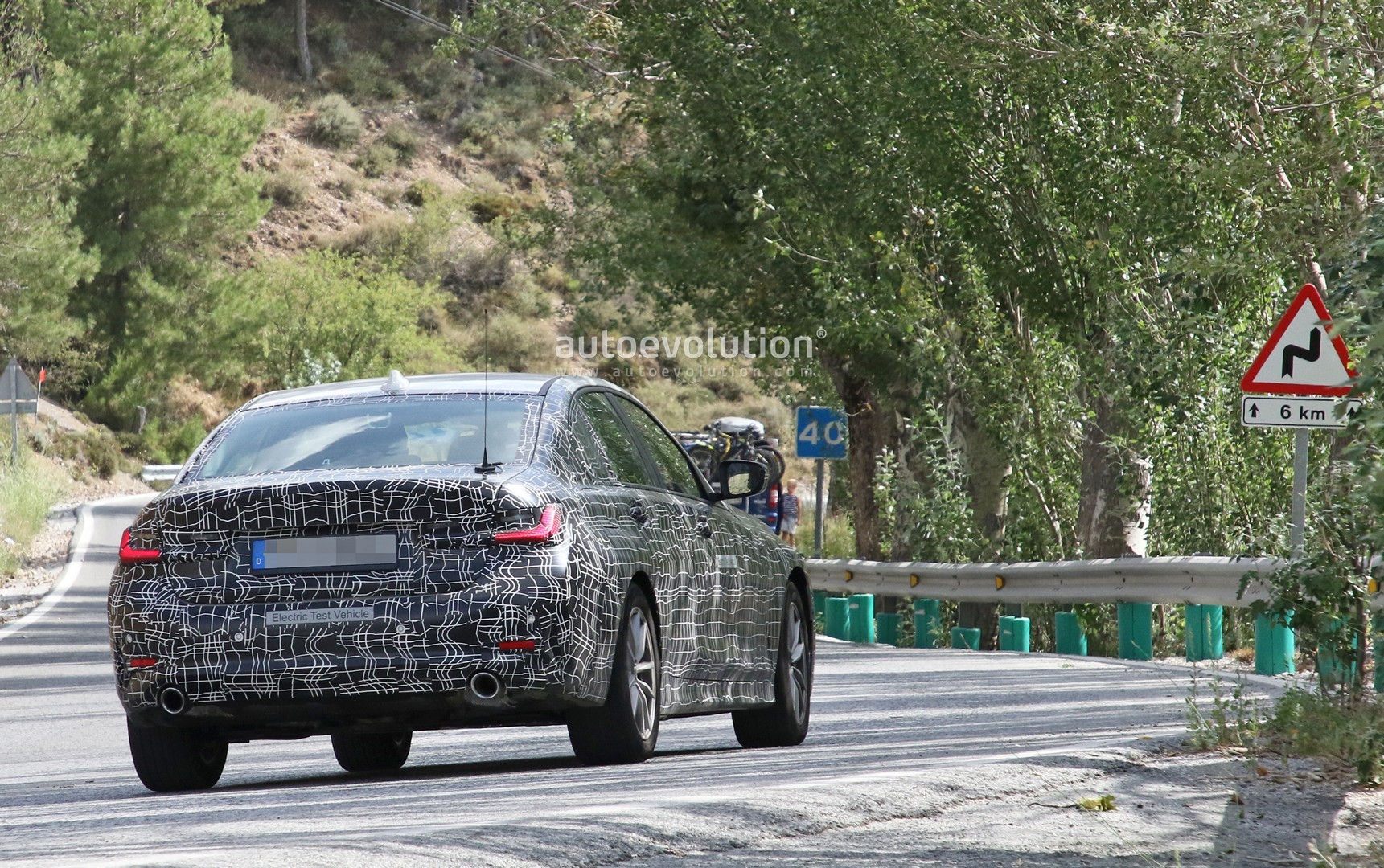 BMW i3 Sedan And Touring To Be Made In Mexico From 2027: Report