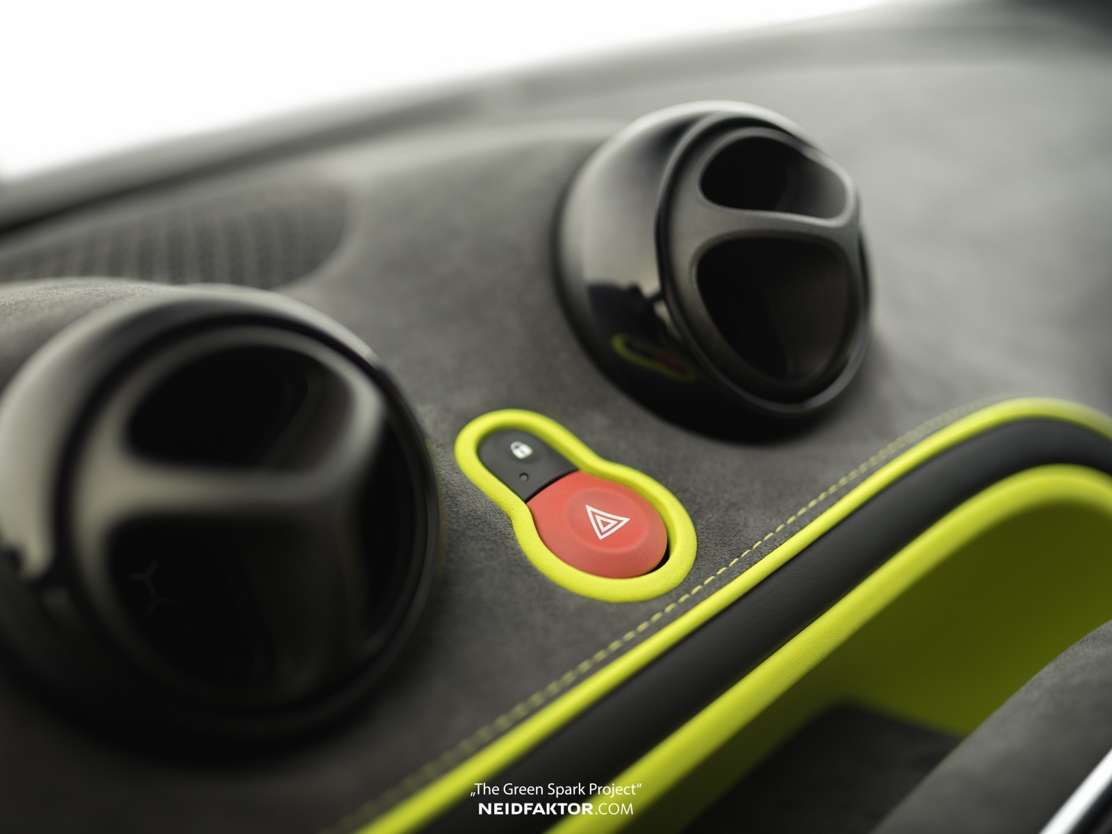 Brabus smart fortwo Interior by Neidfaktor Is Better Than... Brabus ...