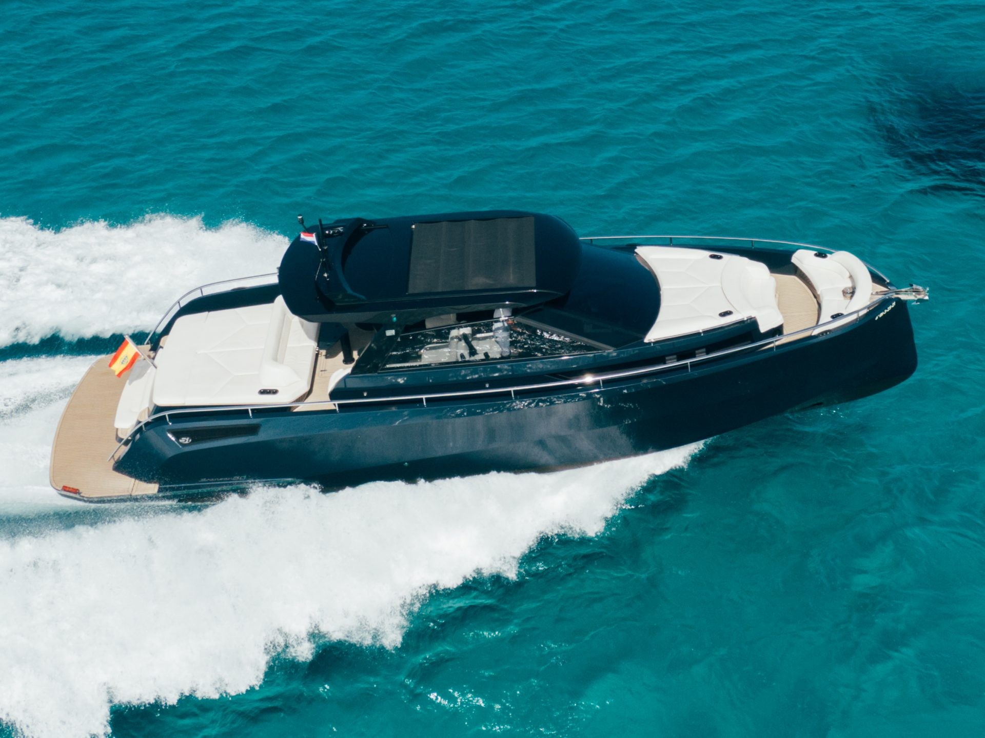 Bronson 50 Gives You the Thrills of a Powerboat, Boasts Stunning ...