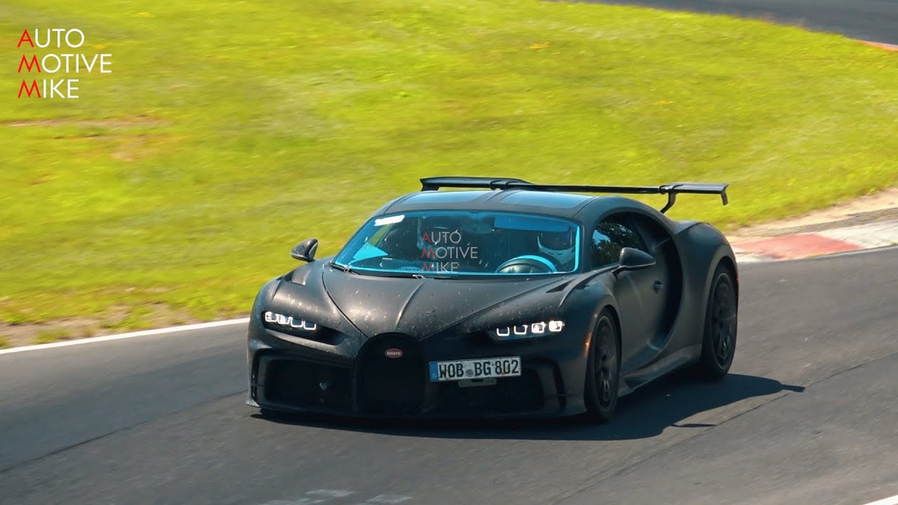 Bugatti Divo and Chiron Pur Make Epic W16 Sounds Testing at Nurburgring - autoevolution