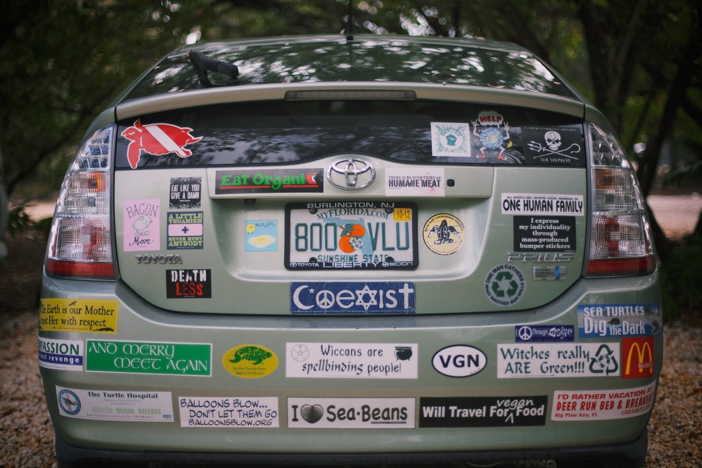 Bumper Stickers in the U.S. - Who, What, Where, and Why? - autoevolution