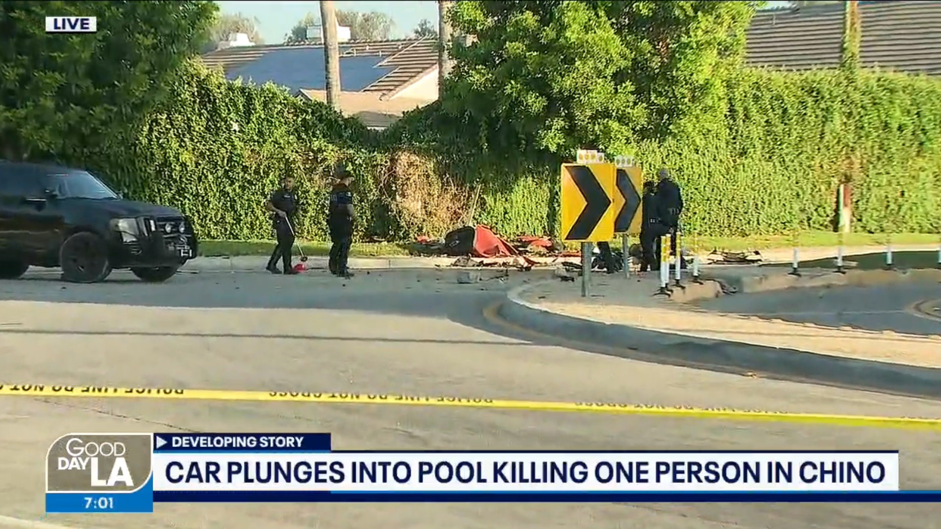 Car Crashes into LA Fitness Goes Into Pool Where People are Swimming -  Scioto Post