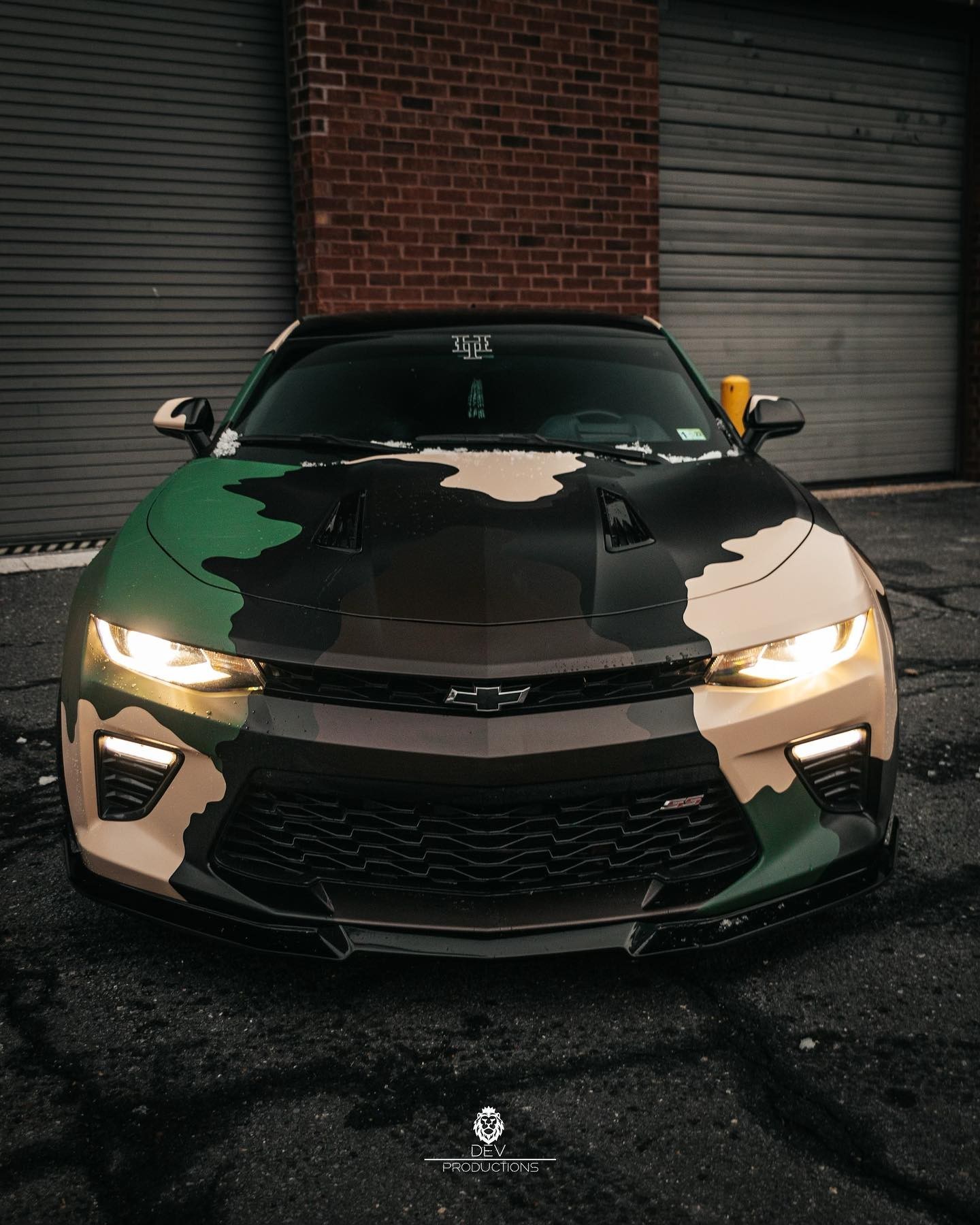 This Gucci wrapped camaro #chevy #camaro #cars #gucci #bagged
