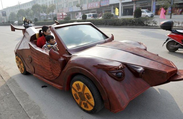 Chinese Builds Dragon-Look-alike Wooden Car, Says It’s His Vision of a