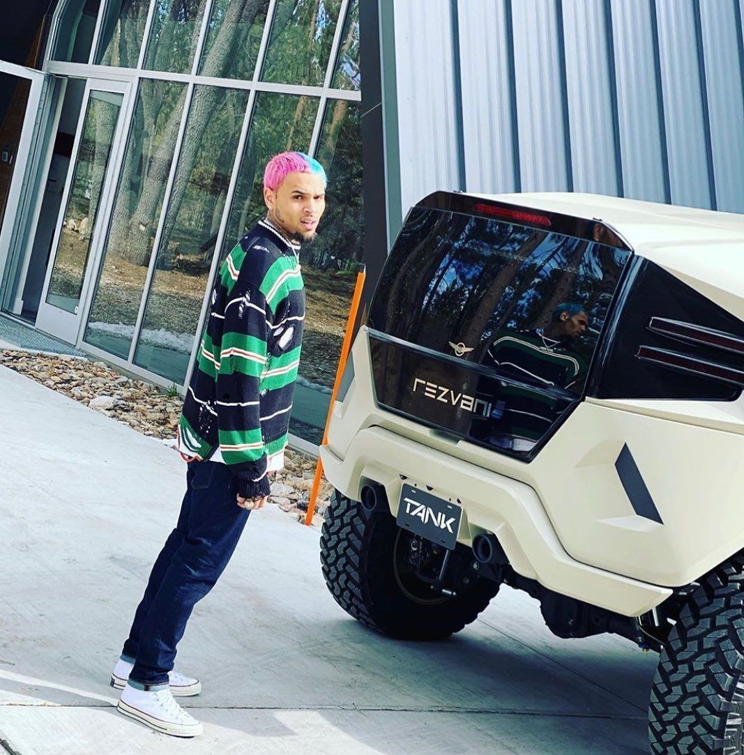Chris Brown Poses with LV Airplane Bag and Mercedes-Maybach GLS 600 in the  Background - autoevolution
