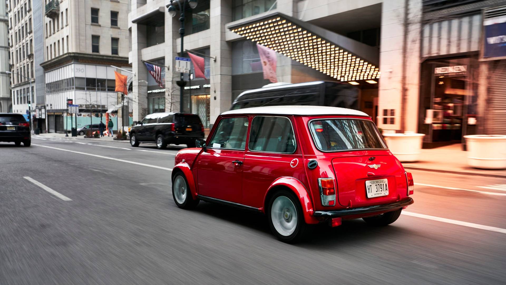 Classic Mini Gets Electric Powertrain For The 2018 New ...