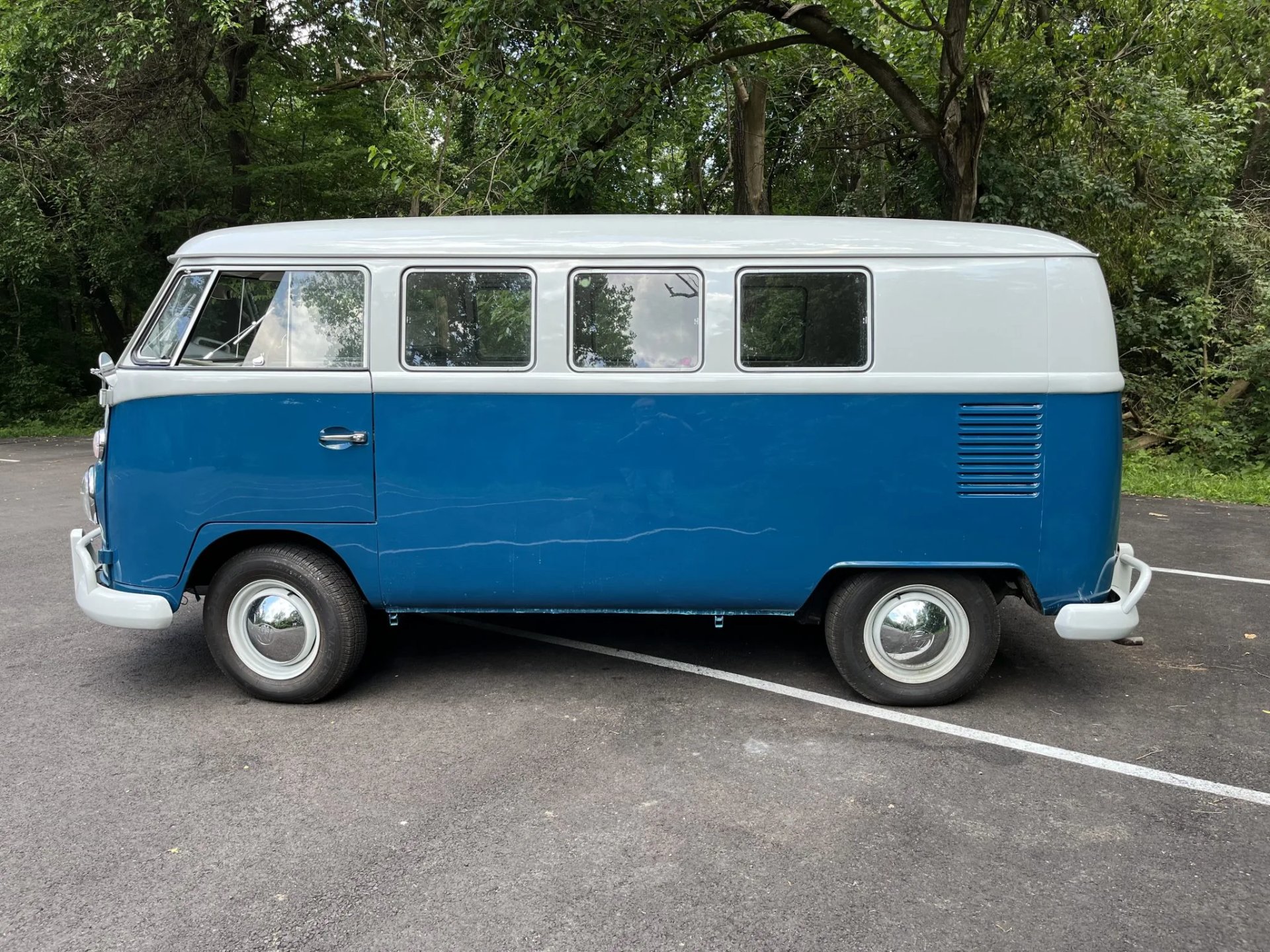 This Fully-Restored 1965 VW Bus Type II Will Cost You More Than A New  Porsche Taycan