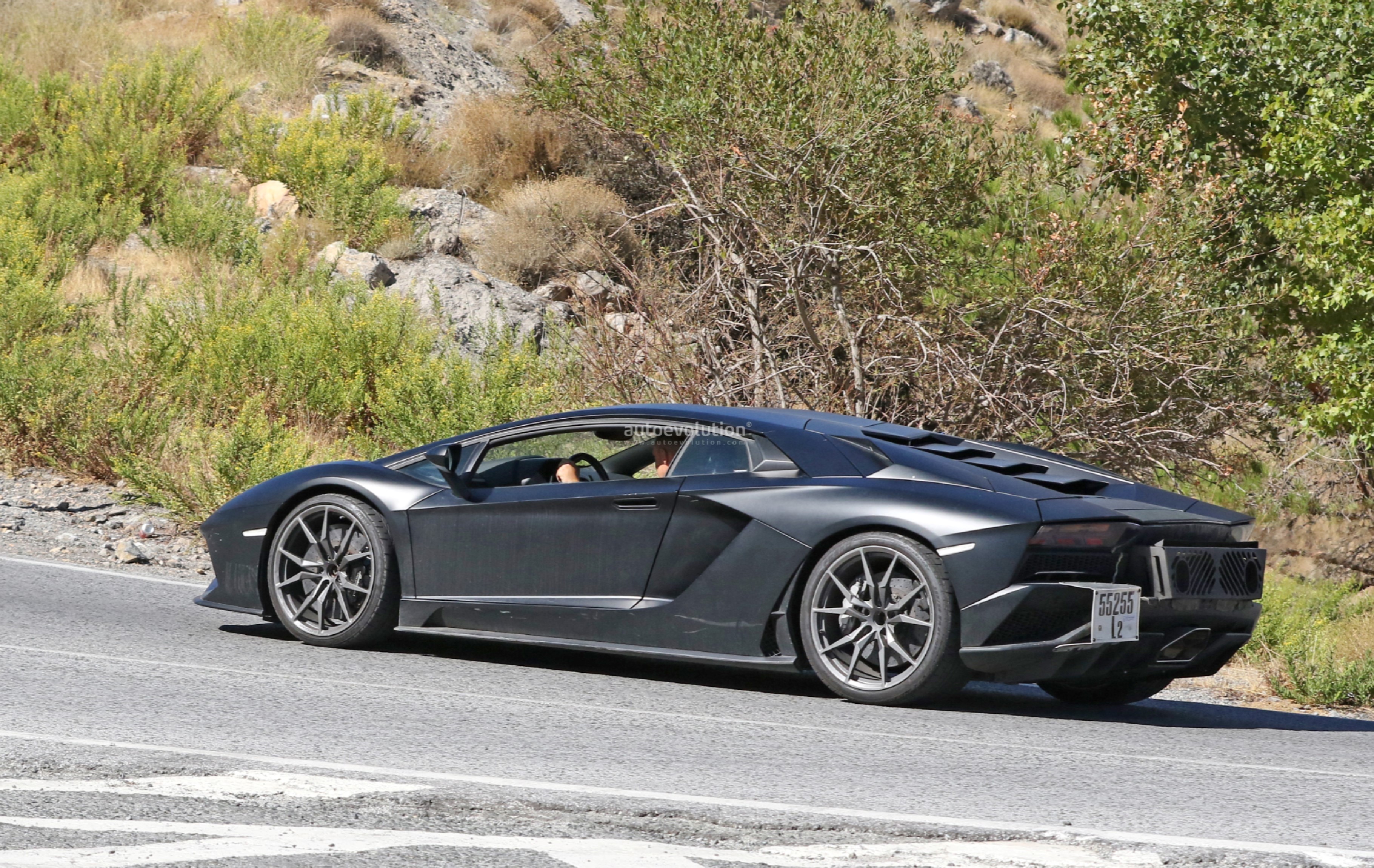 Could This Be The 2019 Lamborghini Aventador SVJ ...