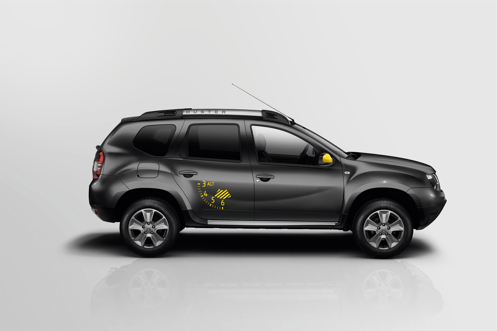  Dacia  Duster  Air and Sandero  Black Touch Editions Coming 