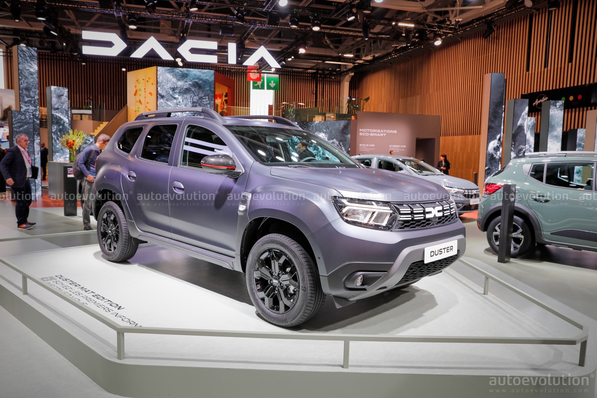 Dacia Duster Mat Edition Shines Next to Its Siblings, Looks Quite Good -  autoevolution