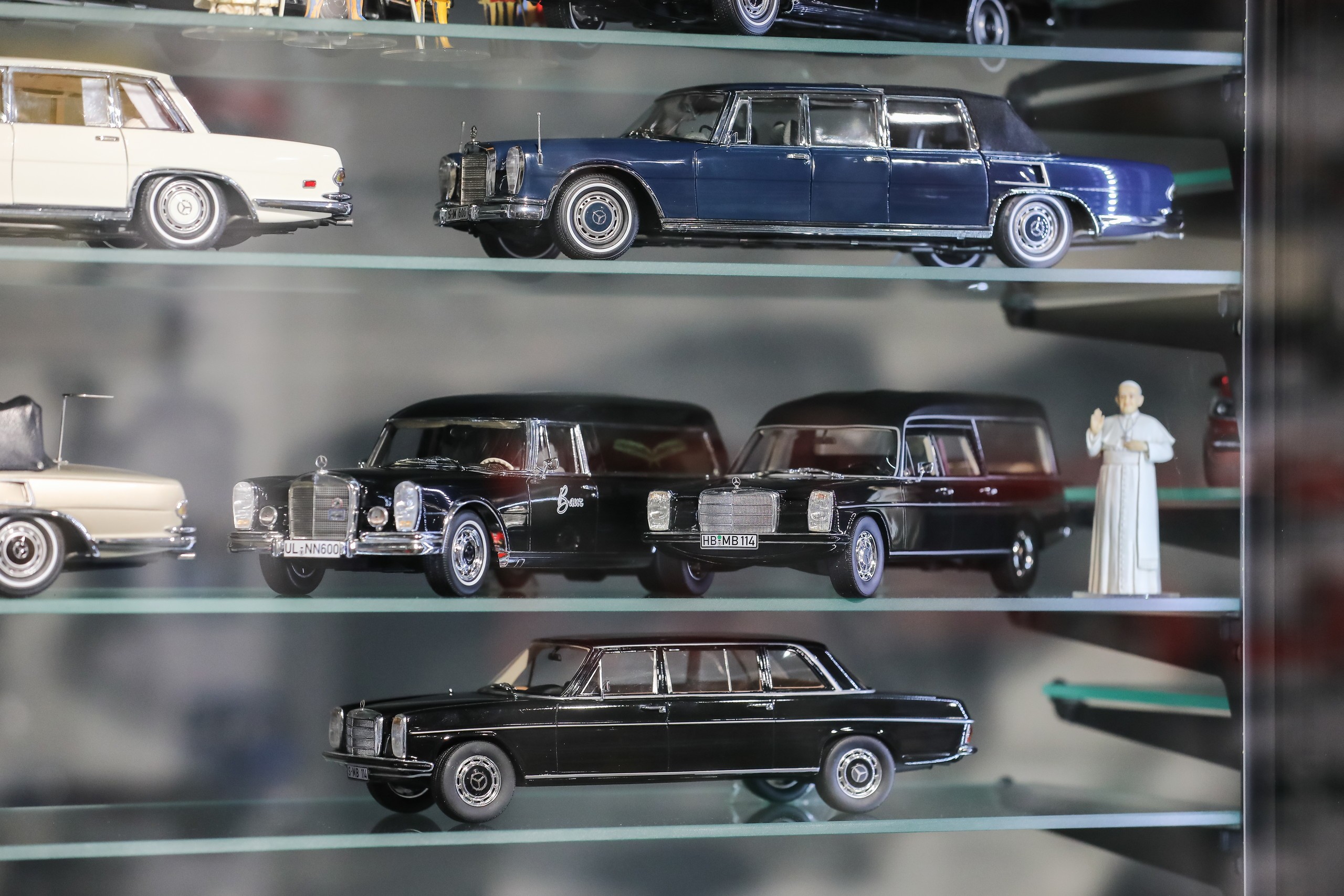 Diecast Collector Owns More Than 800 Cars, Worth More Than a Small ...