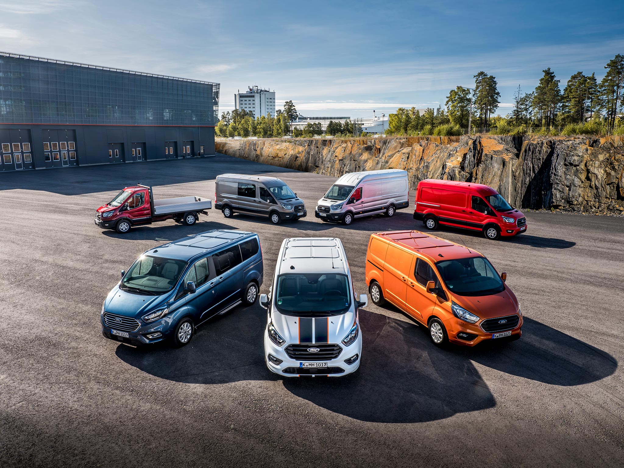 New Ford Transit and Tourneo Custom Plug-In Hybrids Deliver Zero