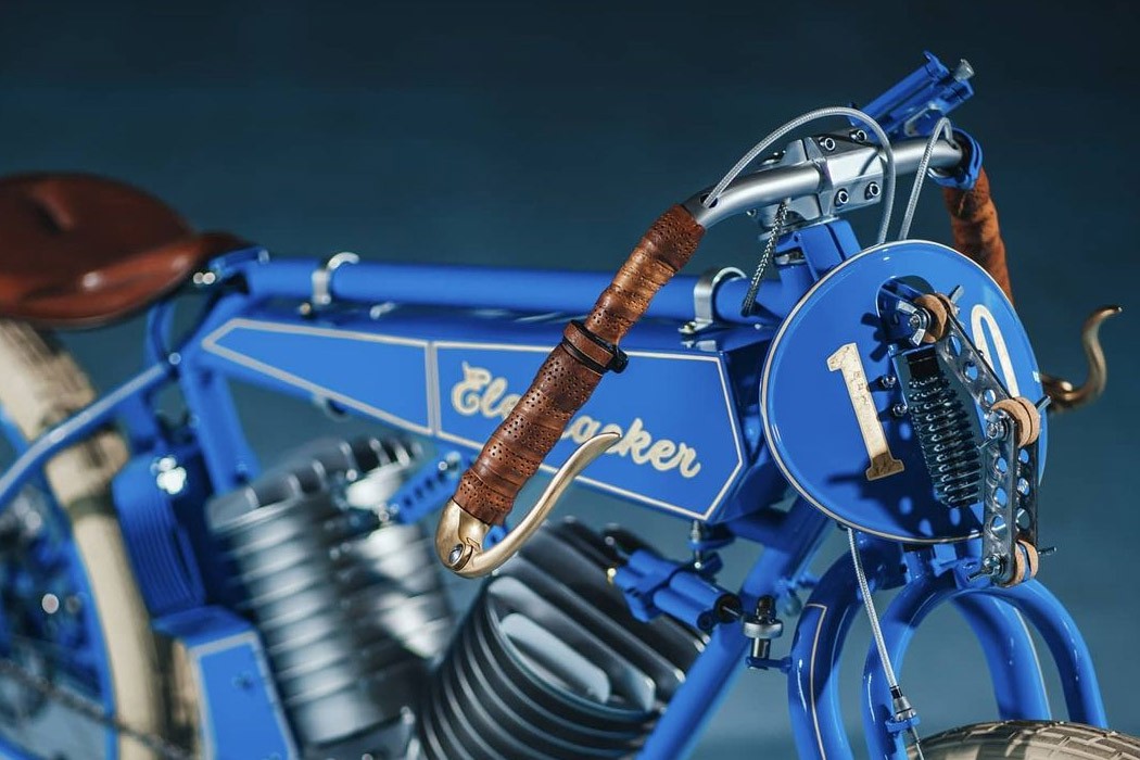 Voici le plus beau vélo électrique de l'année (et on dirait celui de votre grand-père) ! (vidéo sur Bidfoly.com) By DETOURS Elettracker-is-a-gorgeous-modern-tribute-to-the-insane-board-trackers-of-yore_3