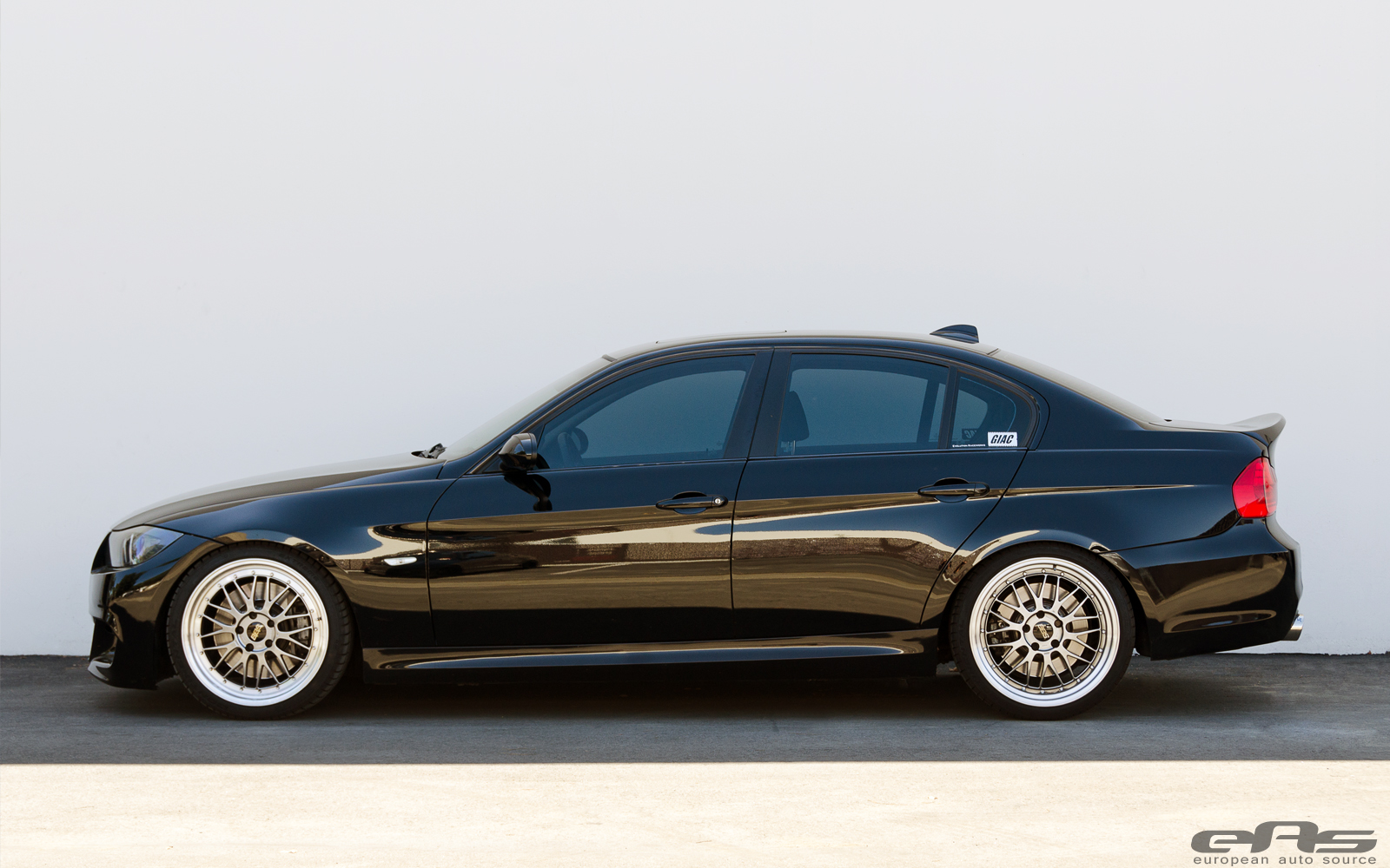 Extremely Tuned BMW E90 335i Hails from EAS autoevolution