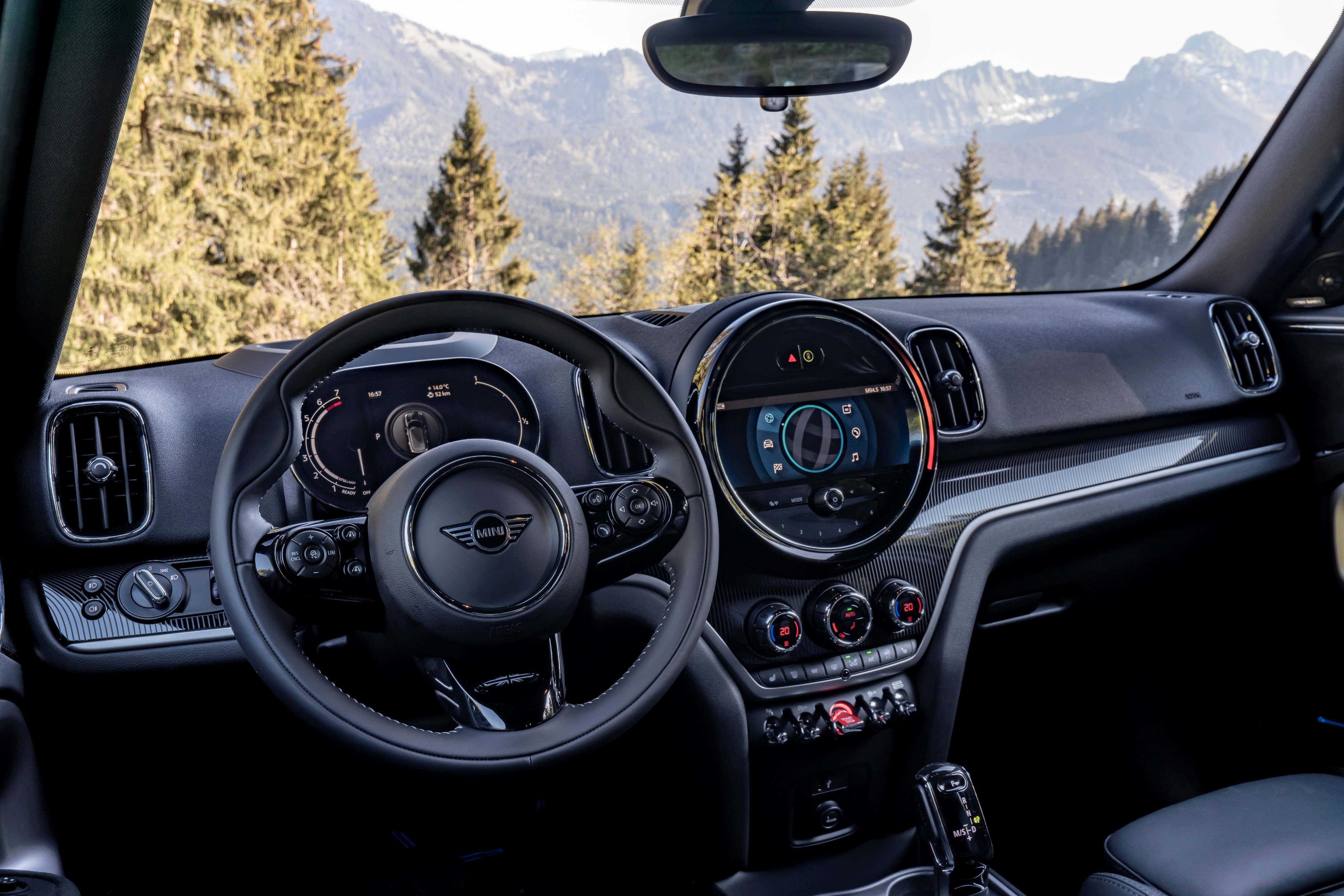 2021 MINI Countryman Facelift Revealed With Small Styling Changes, JCW ...