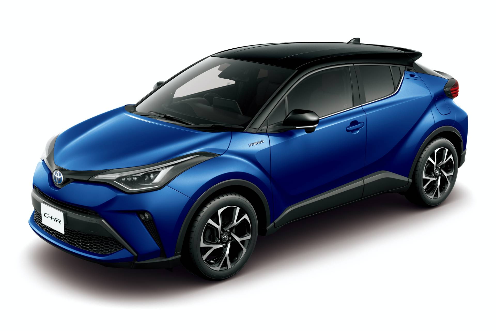 Facelifted Toyota CHR Receives Gazoo Racing Goodies In