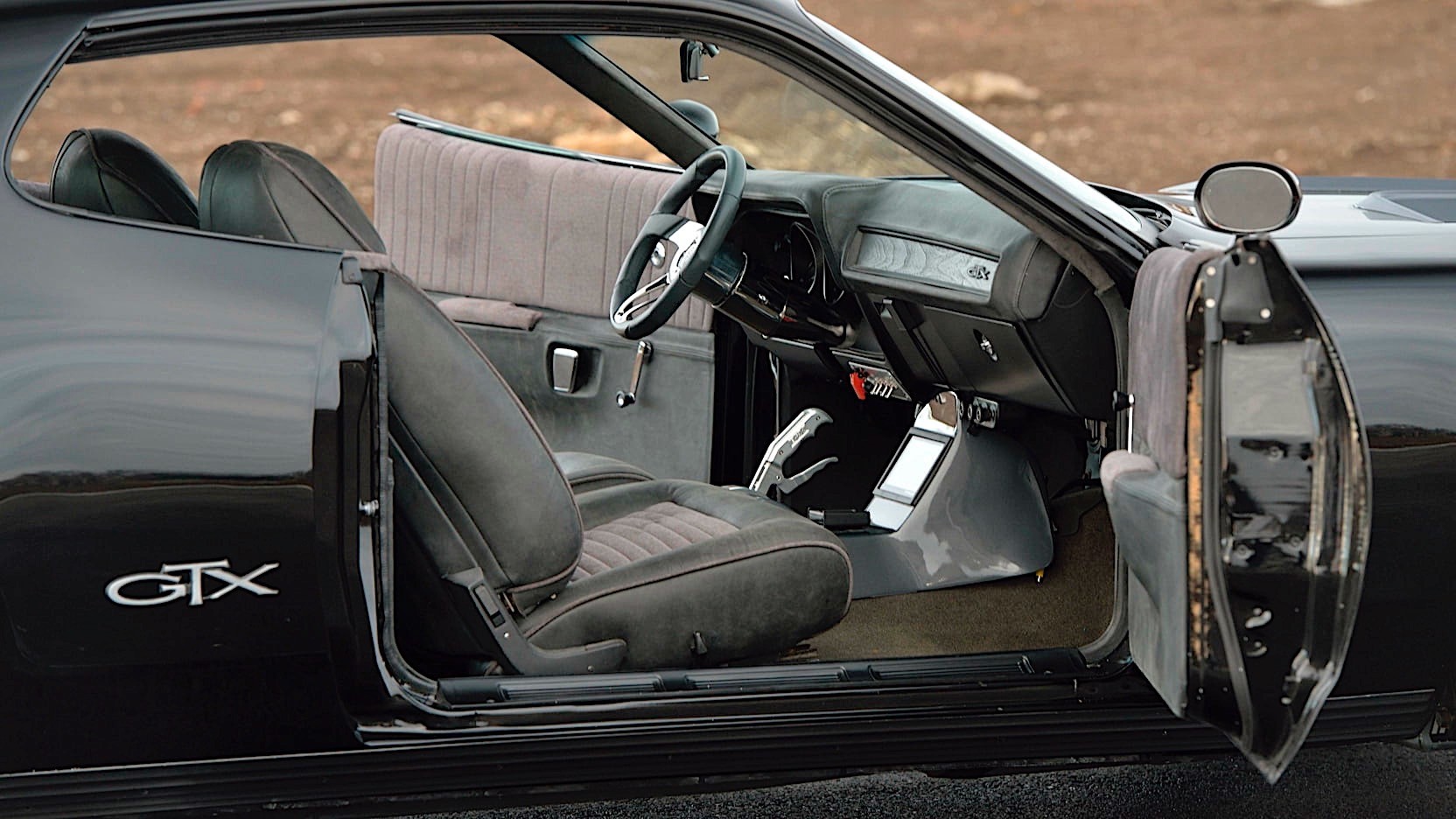 Coche GTX Fast & Furious F8 de Dom's Plymouth de la película The Fate of  the Furious por Jada 98300