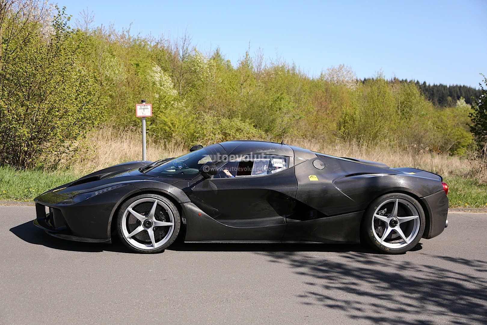 LaFerrari XX Spied on Nurburgring: Unofficially Timed at 6:35, Sounds Awesome - autoevolution
