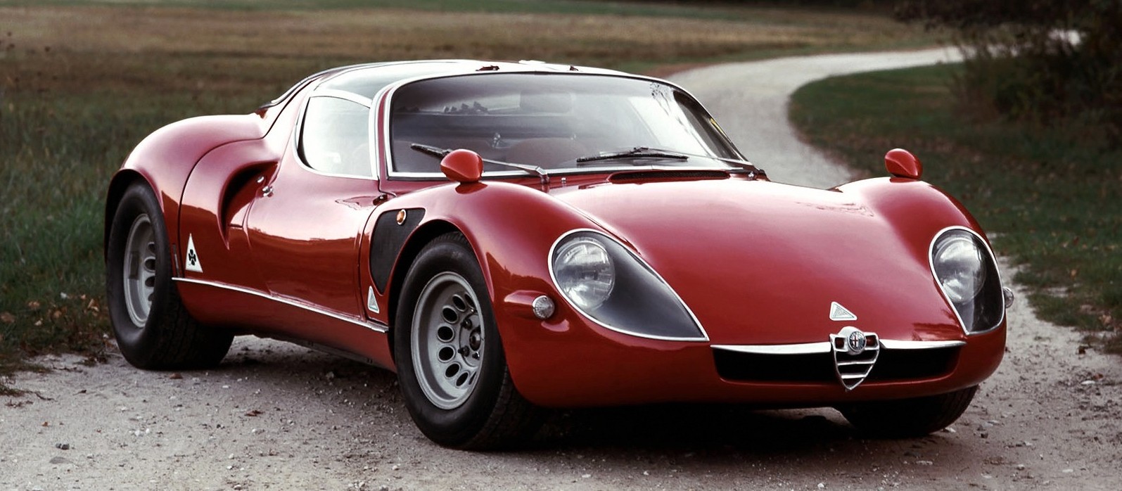 five-alfa-romeo-cars-that-will-bring-a-smile-on-your-face-any-day_5.jpeg