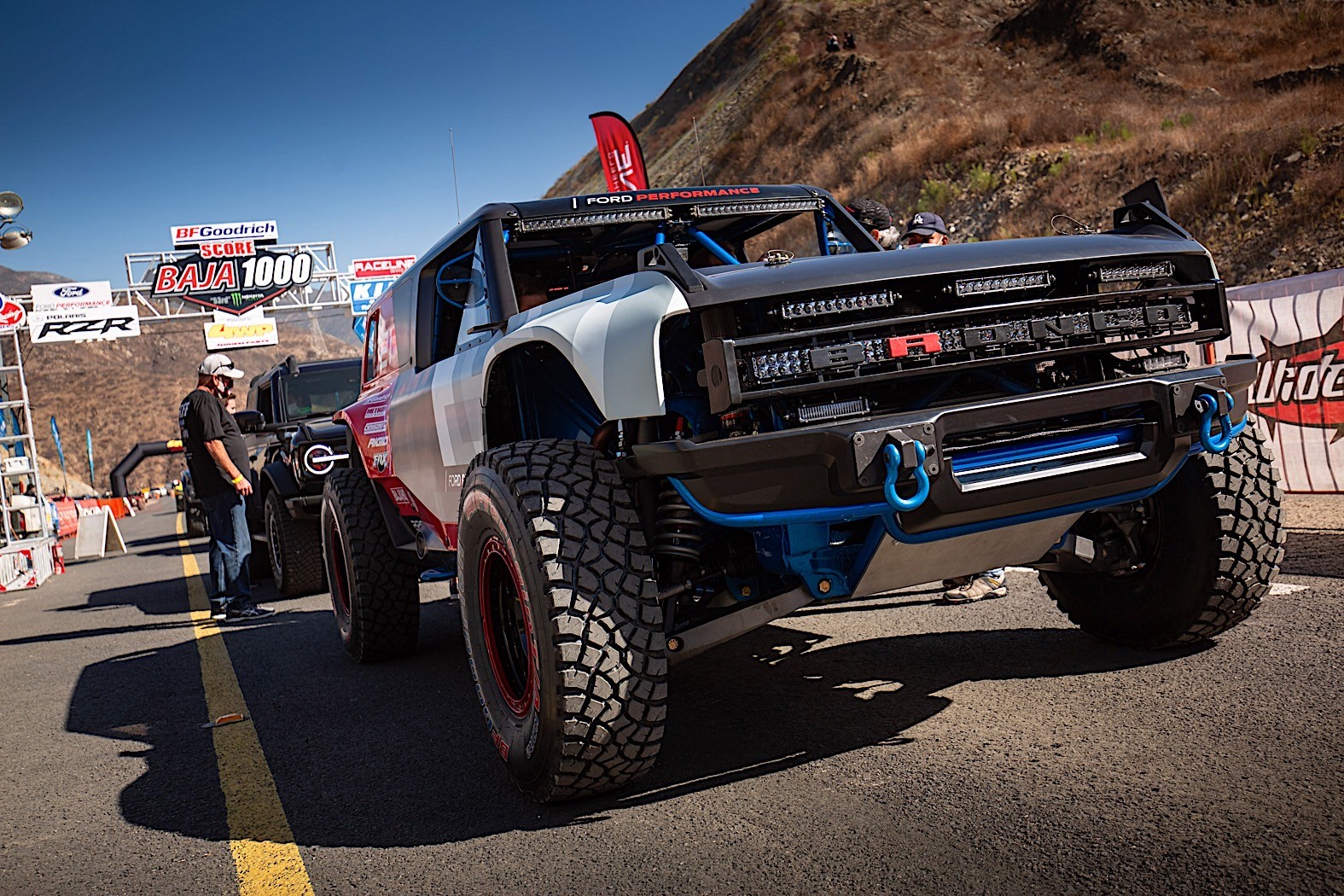 Ford Bronco R Finishes the Baja 1000 Race in 32 Hours - autoevolution
