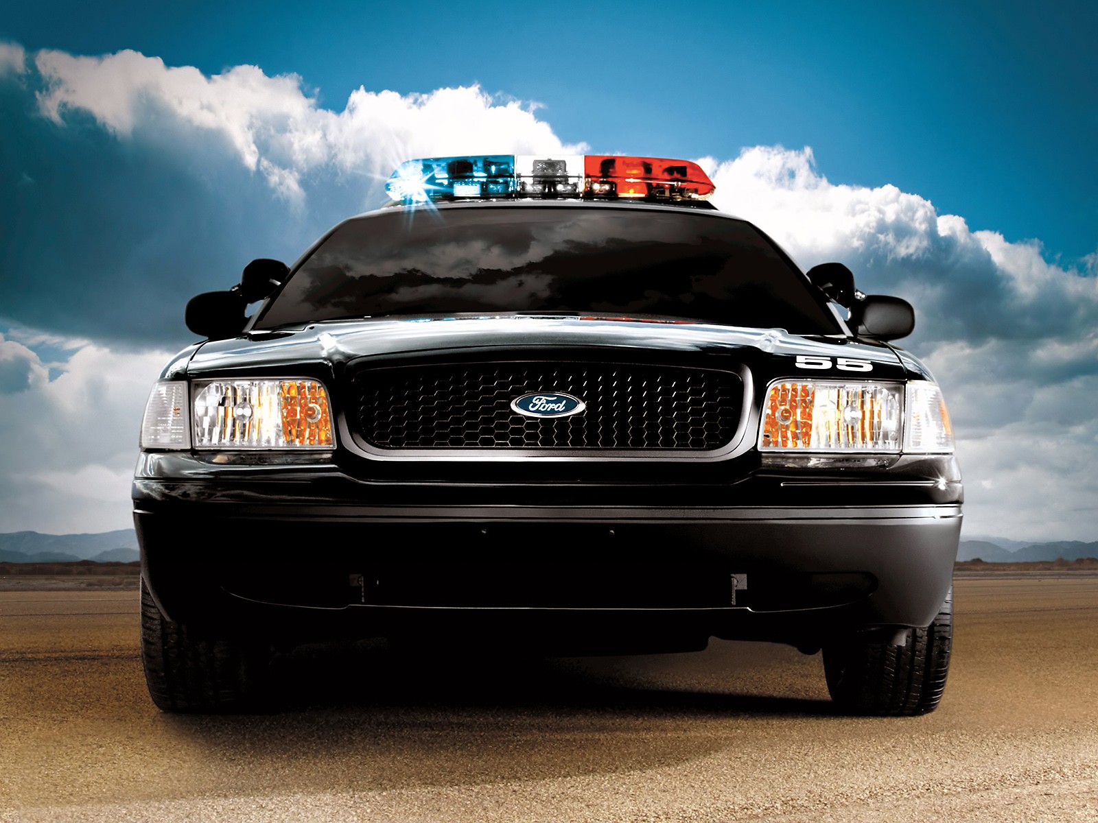 Ford Crown Vic Police Interceptor Gives Up Policing for the Hollywood