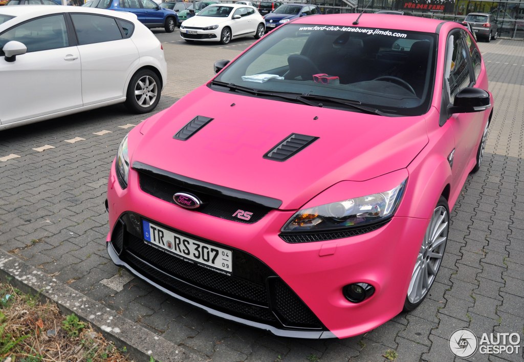 Ford Focus RS Thinks It s Cool in Pink autoevolution