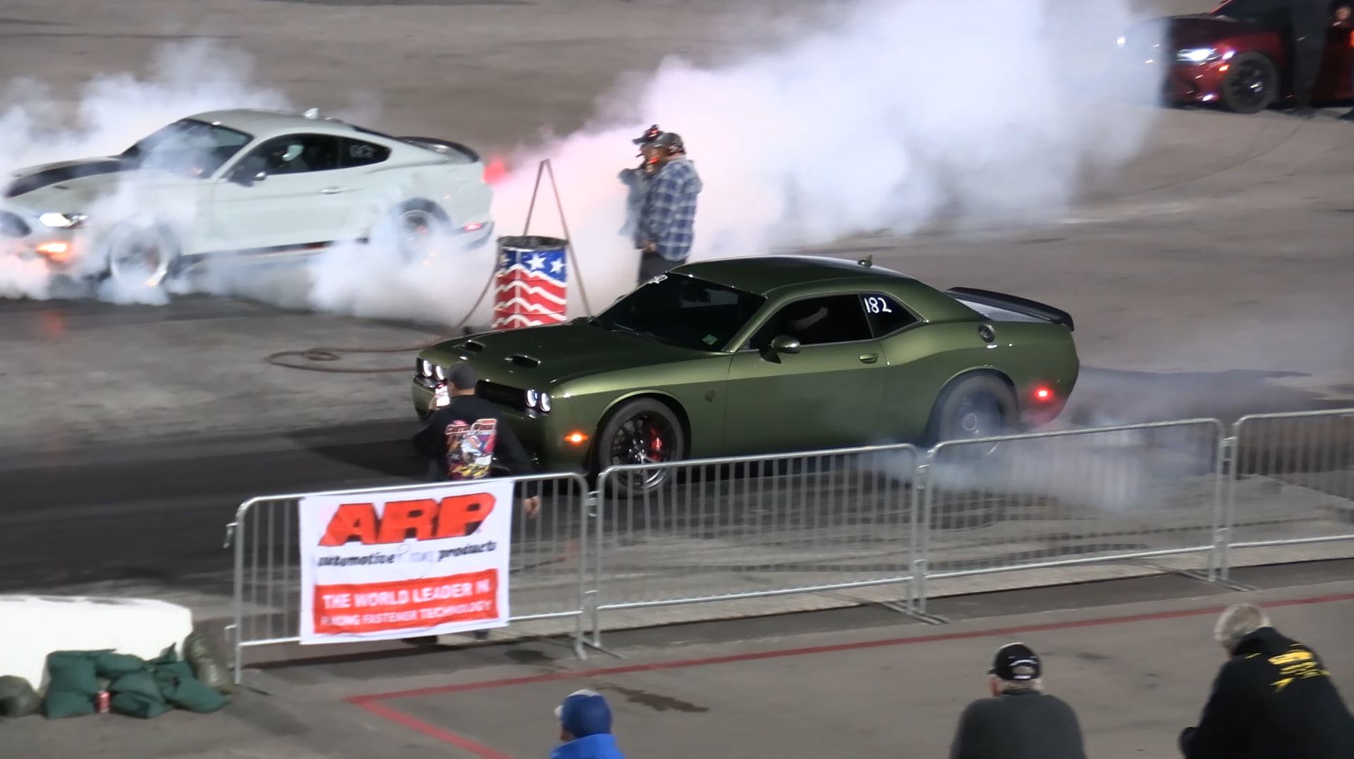 Ford Mustang Mach 1 Drags Dodge Challenger Hellcat, Regrets it as the ...