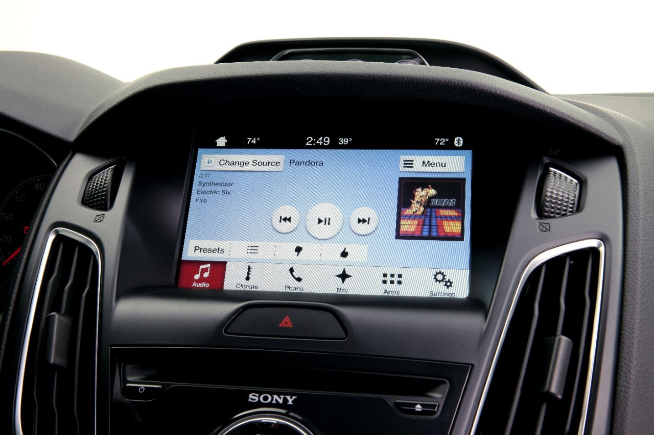 Ford SYNC 3 Infotainment System Coming Next Year [Video