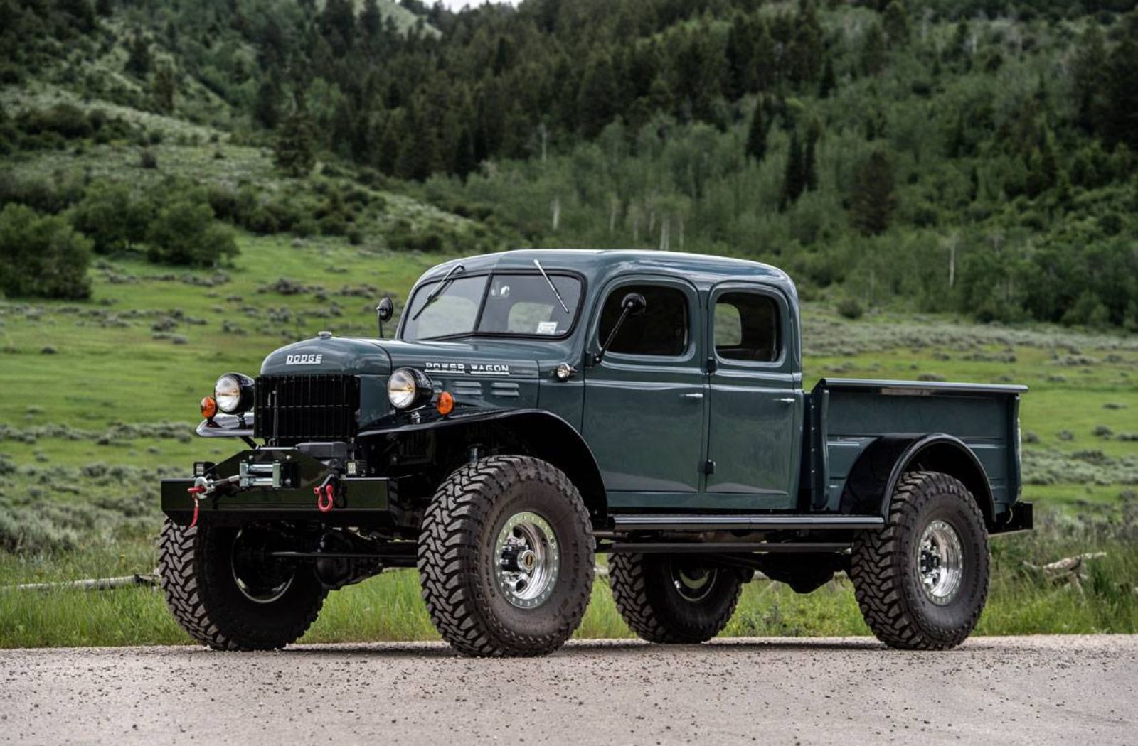 undervandsbåd Adgang Henfald Forget the Ram TRX, Legacy's 620-HP Vintage Power Wagon Is the Coolest  Truck You Can Buy - autoevolution