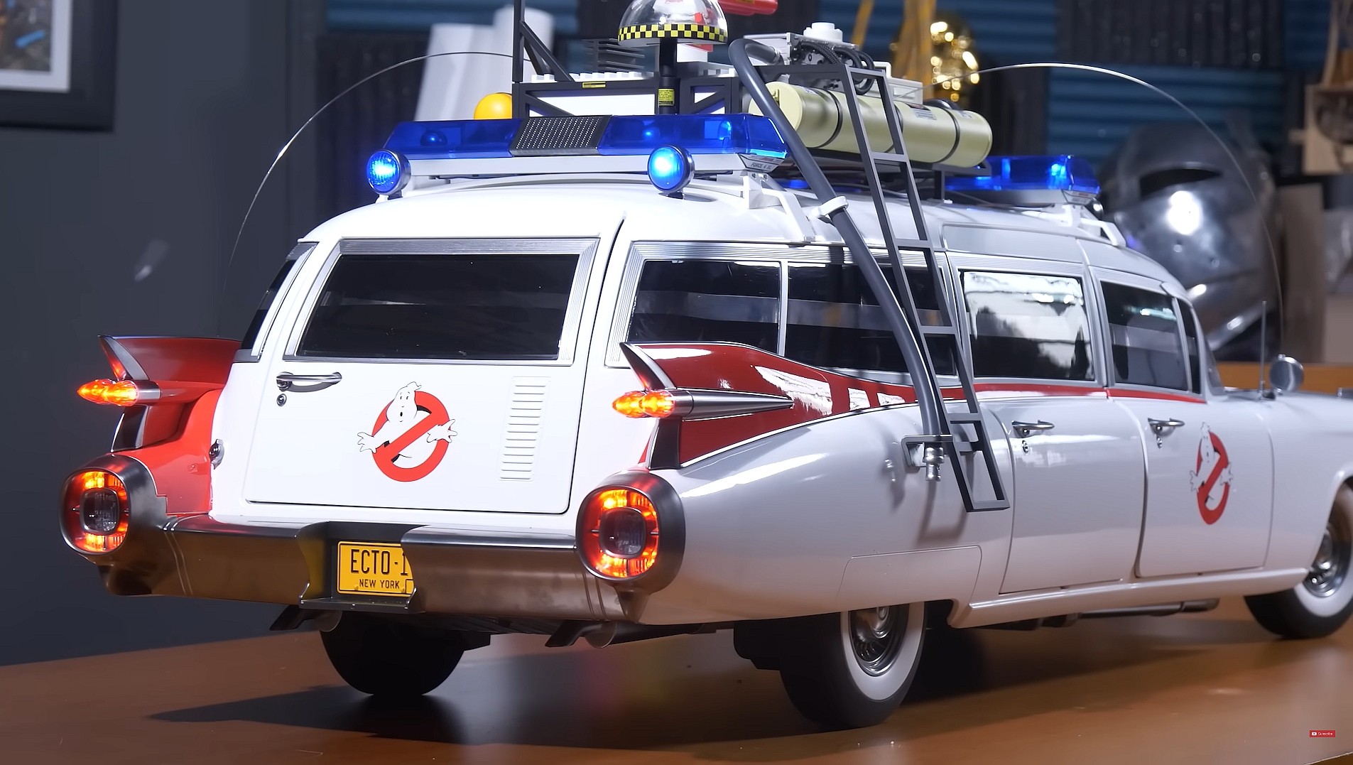 Ghostbusters Ecto-1 1/6 Scale Model Is Huge and Extremely Detailed, Priced  To Match - autoevolution