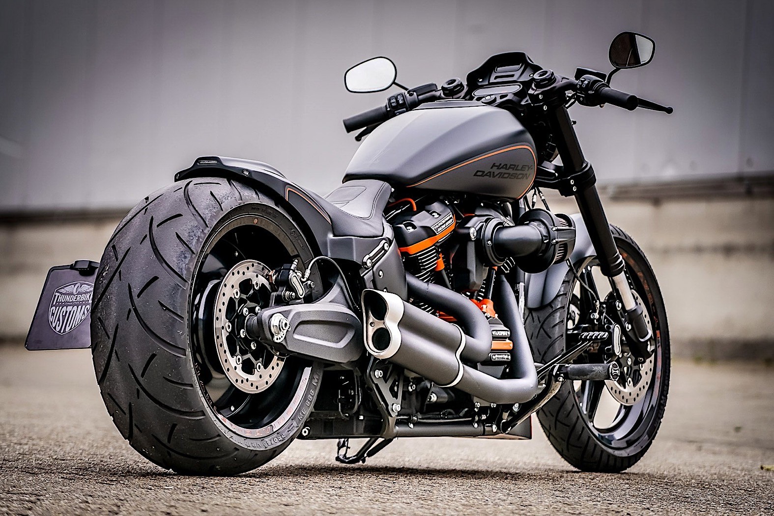 Harley Davidson Black Rebel Is a Full Custom Thunderbike autoevolution