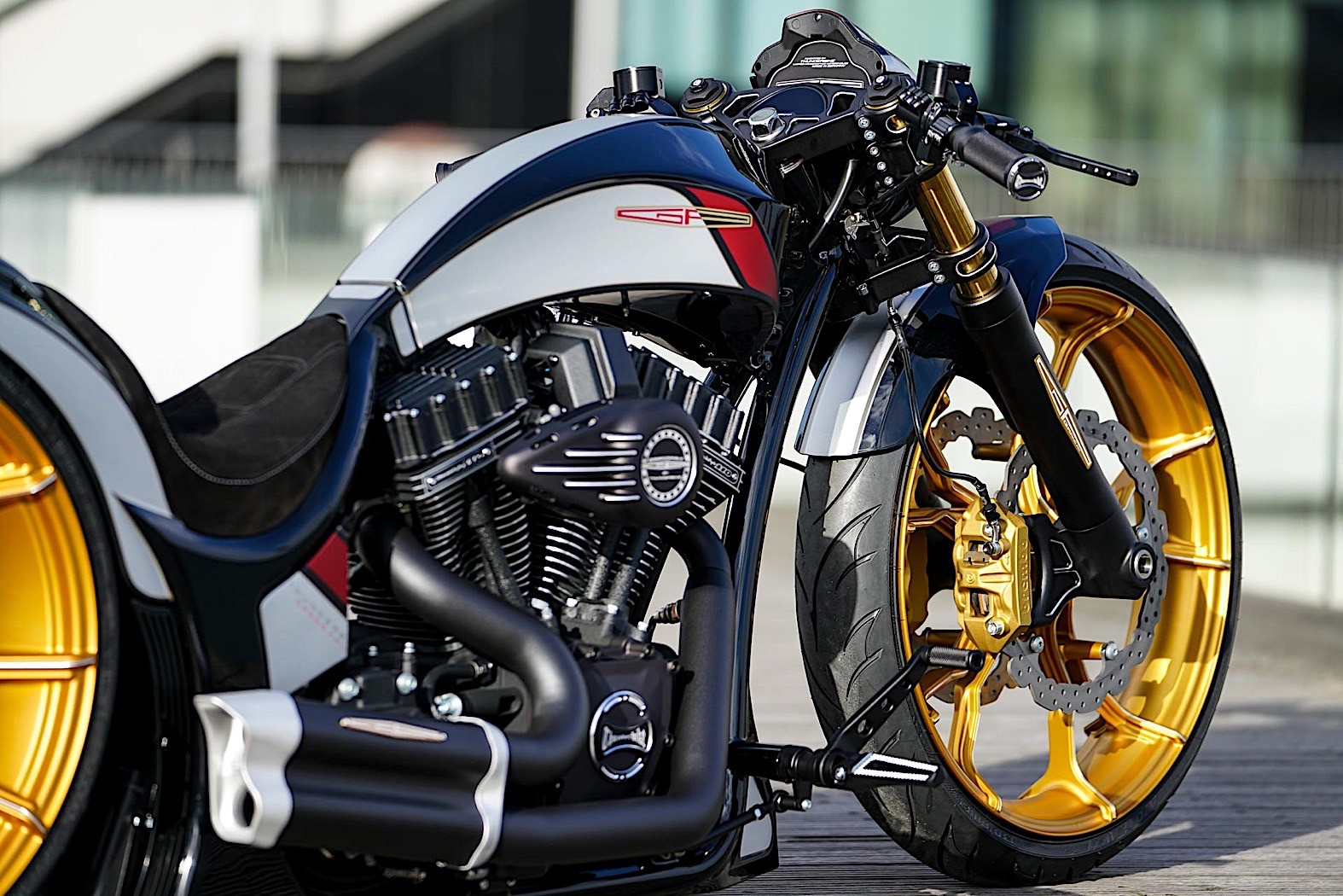 Harley-Davidson Grand Prix 2 Makes Big Gold Wheels Great Again ...