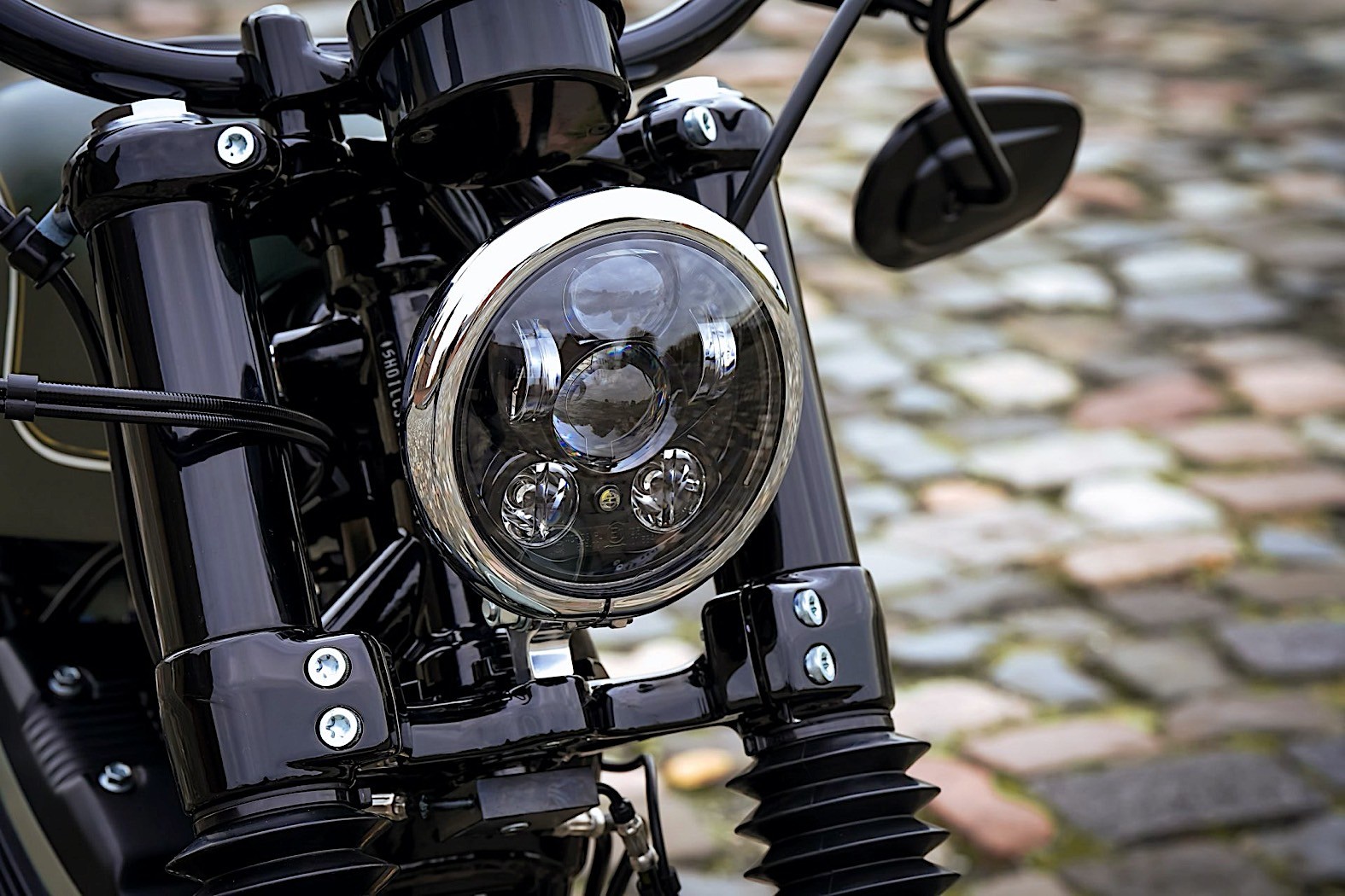 Harley-Davidson Hunter Gets Closer to the Ground, Looks Right with ...