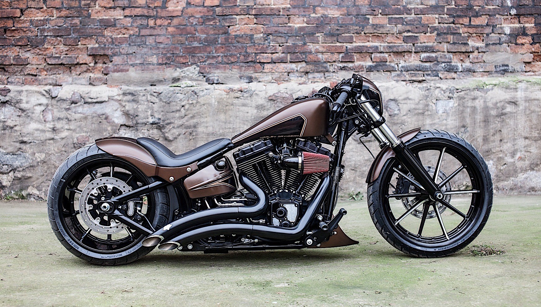 Harley-Davidson Red Baron Is a Nod to Both an Ace Pilot and a Rock Band -  autoevolution