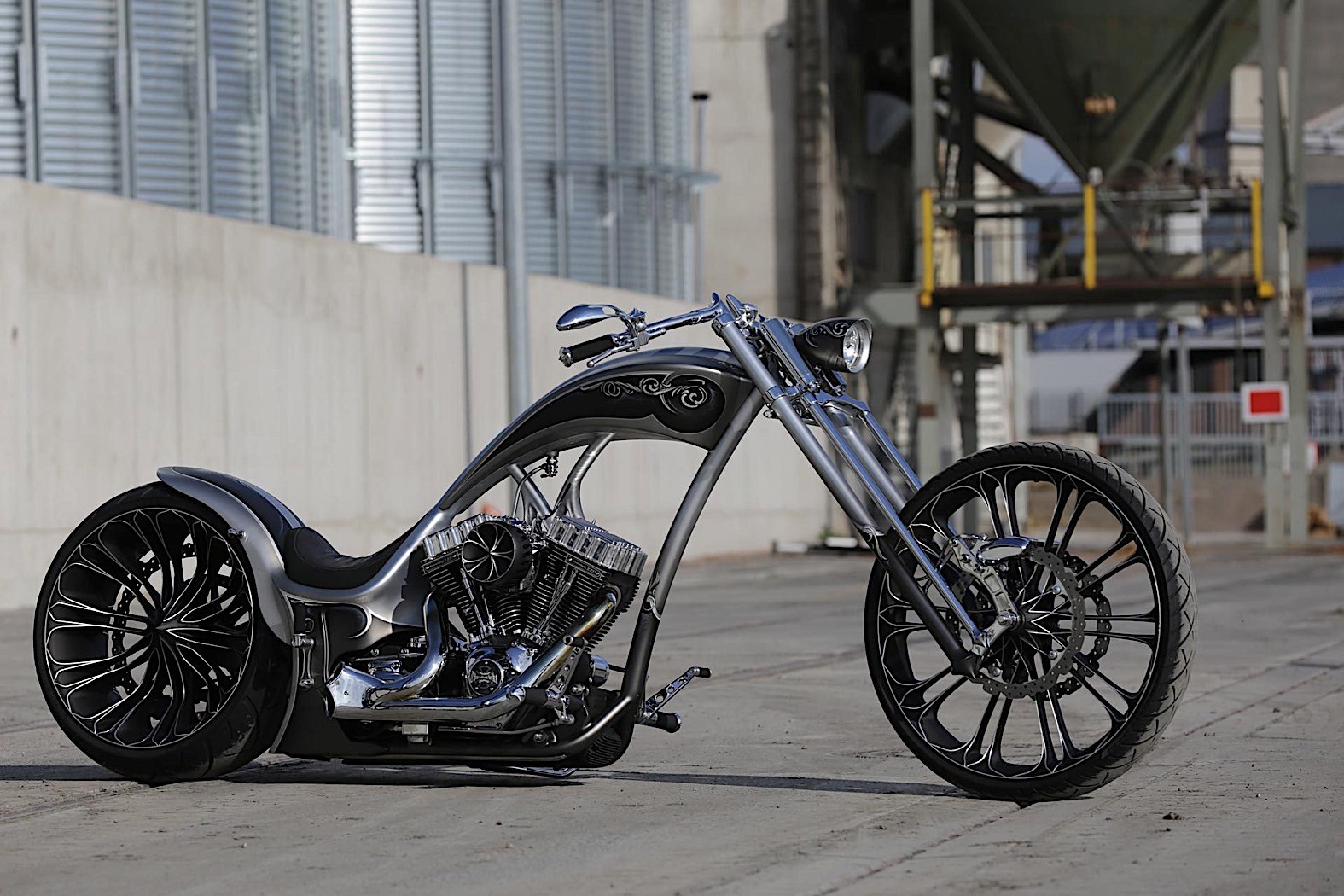 Harley-Powered Custom Bike Is All About Naked Metal Bones - autoevolution