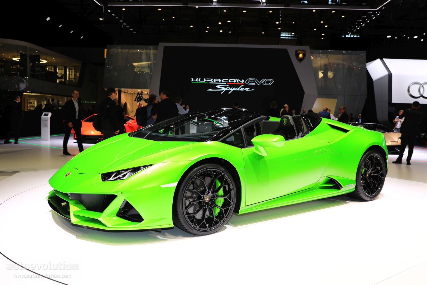 Have You Seen The Lamborghini Huracan Evo Spyder Interior