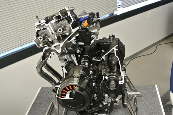 Honda Offers a New 400cc Engine autoevolution