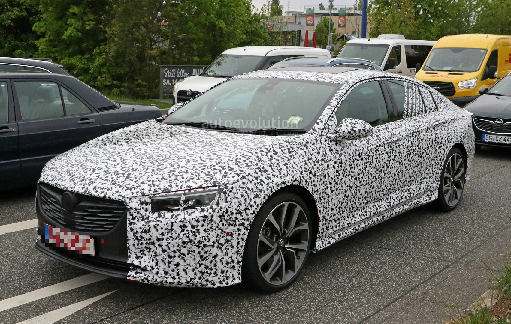 [Imagen: is-this-the-all-new-opel-insignia-opc-vx...ting_2.jpg]