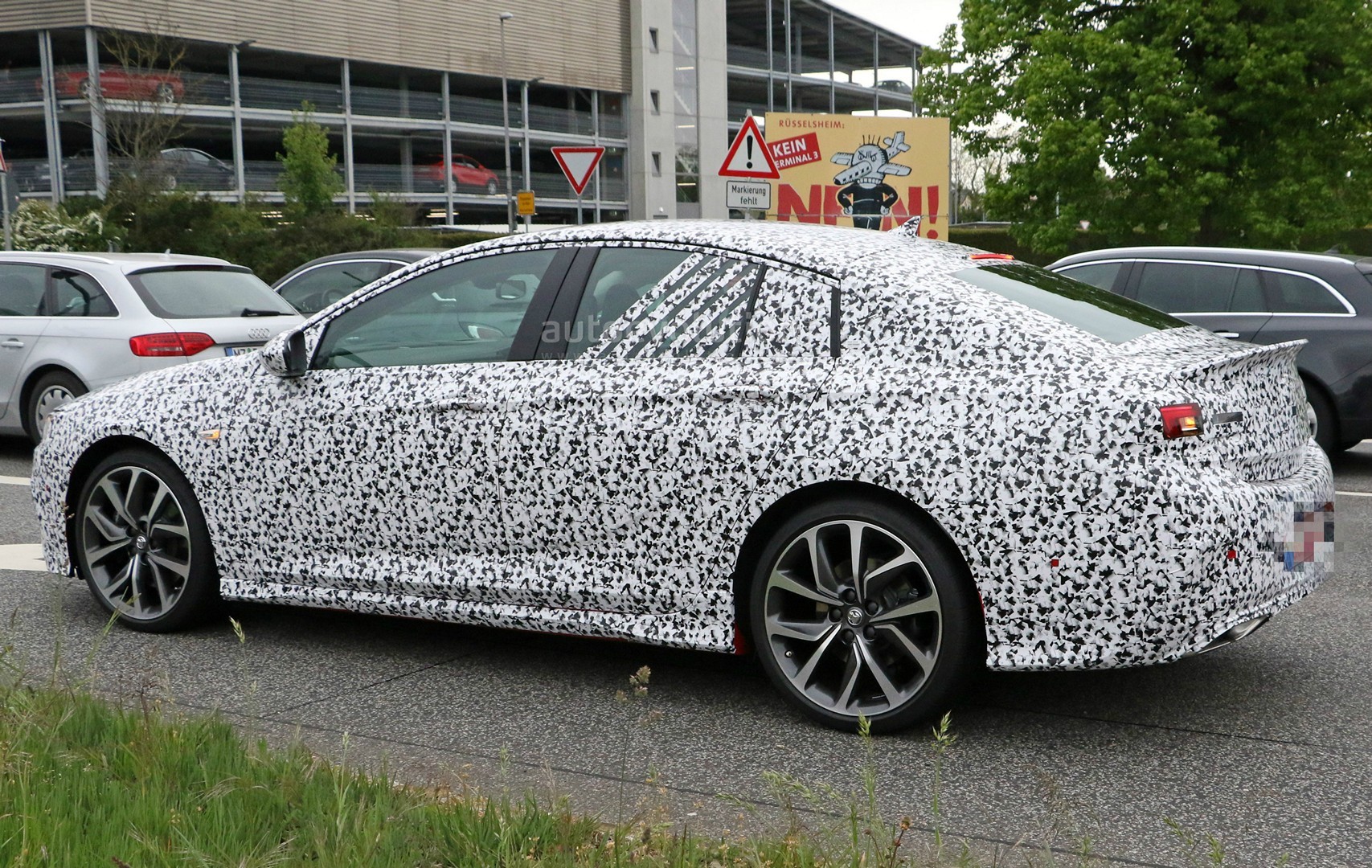 [Imagen: is-this-the-all-new-opel-insignia-opc-vx...ting_5.jpg]