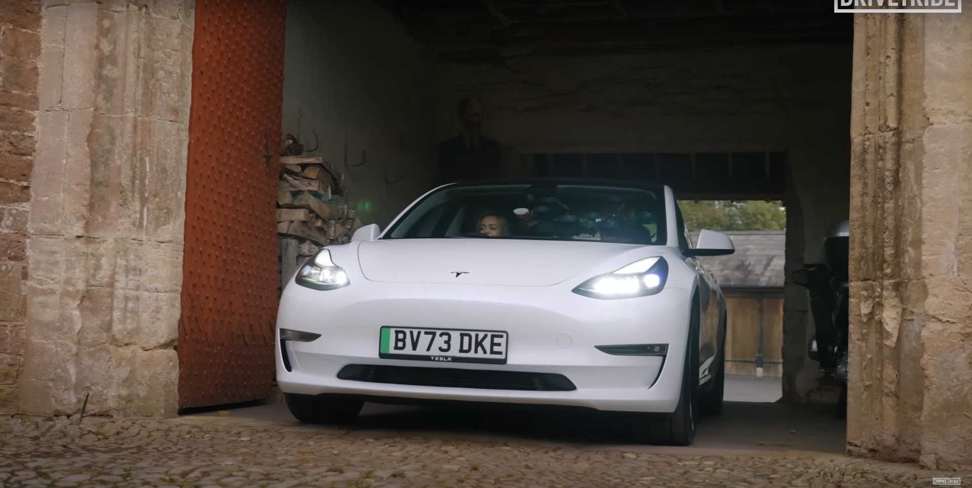 2024 Tesla Model 3 RWD 'Highland' Can Handle the Autobahn, but It's Not  Made for That - autoevolution