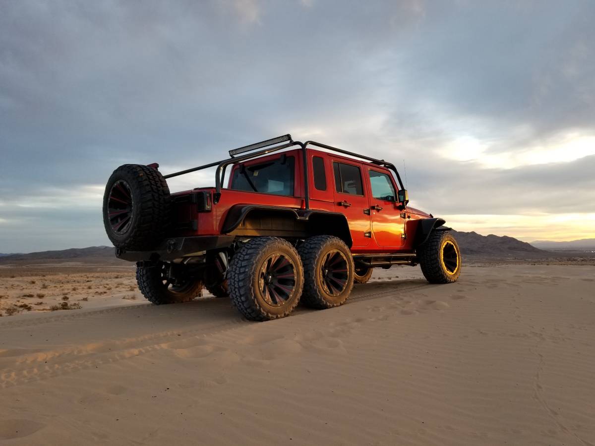 Hellcat-engined Jeep Wrangler 6x6 Pickup Truck Is Out Of This World
