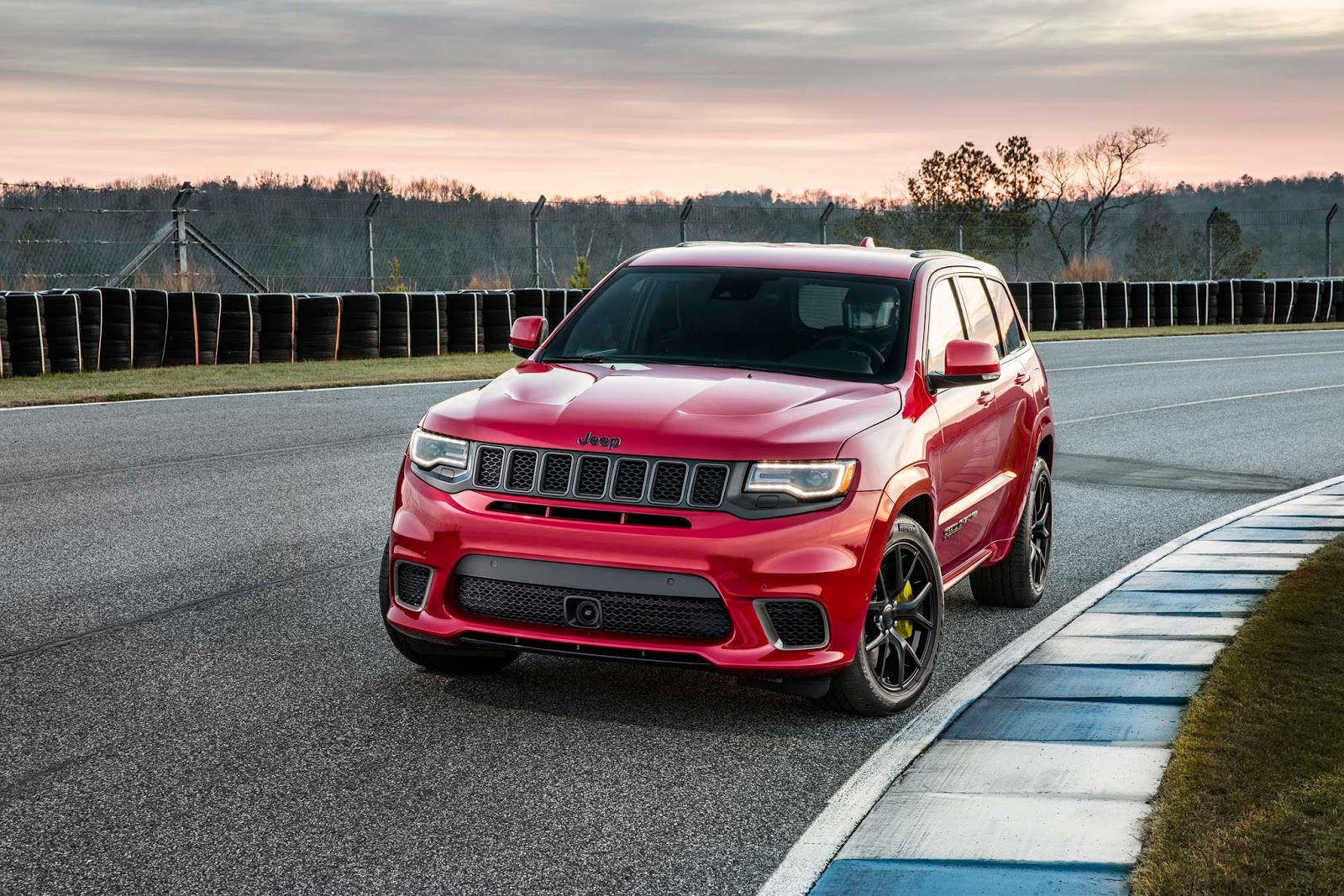 Jeeps Most Expensive Model Yet Is The 2018 Grand Cherokee Trackhawk