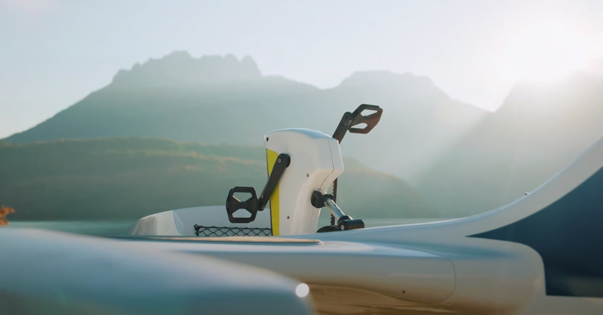 JetCycle's New Electric Pedal-Powered Flying Boat Makes Foil-Cycling Easier  Than Ever - autoevolution