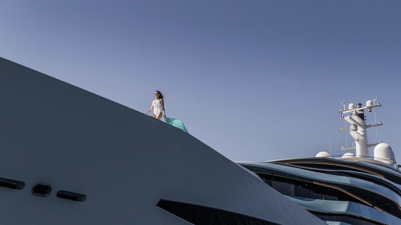 Walmart Heiress's $300 Million Yacht Spotted in Miami 👀🏝️🛳️ #miami , kaos yacht inside
